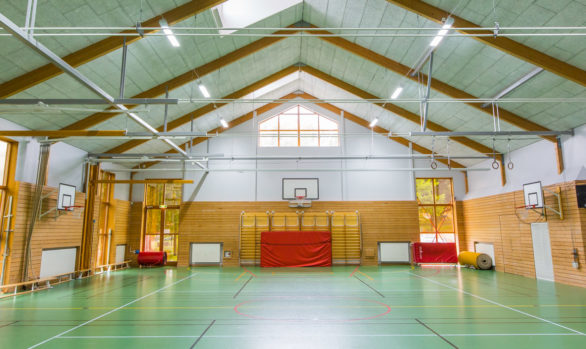 LED i Juringe Skolans idrottshall och matsal