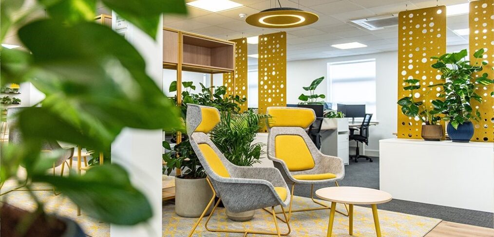 MondeVerde säljer armaturer av återvunna PET-flaskor i cool design